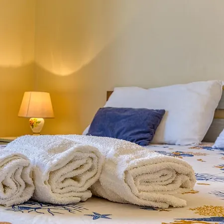 Arancio Apartment *